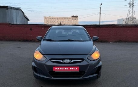 Hyundai Solaris II рестайлинг, 2011 год, 315 000 рублей, 7 фотография
