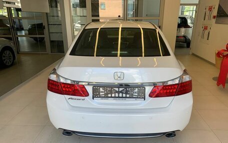 Honda Accord IX рестайлинг, 2013 год, 1 680 000 рублей, 5 фотография
