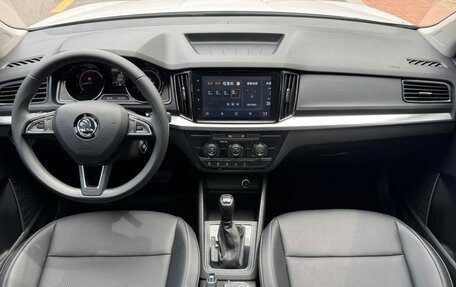 Skoda Kamiq I, 2022 год, 1 380 000 рублей, 10 фотография