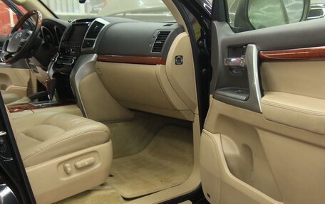 Toyota Land Cruiser 200, 2013 год, 3 470 000 рублей, 17 фотография