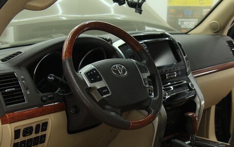 Toyota Land Cruiser 200, 2013 год, 3 470 000 рублей, 26 фотография