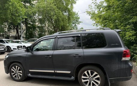 Toyota Land Cruiser 200, 2017 год, 4 200 000 рублей, 3 фотография
