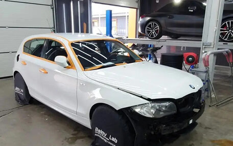BMW 1 серия, 2010 год, 850 000 рублей, 18 фотография