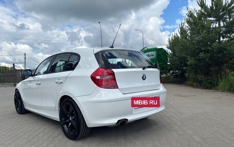 BMW 1 серия, 2010 год, 850 000 рублей, 6 фотография