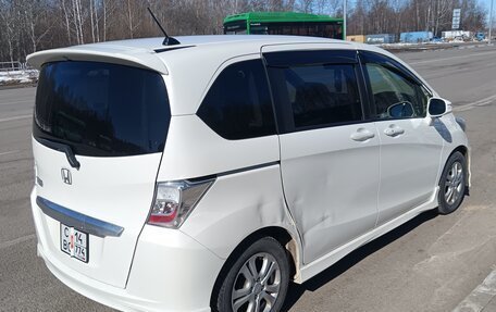 Honda Freed I, 2012 год, 838 000 рублей, 17 фотография