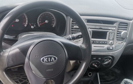 KIA Rio II, 2010 год, 300 000 рублей, 3 фотография