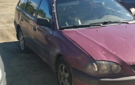 Toyota Avensis III рестайлинг, 1999 год, 100 000 рублей, 2 фотография