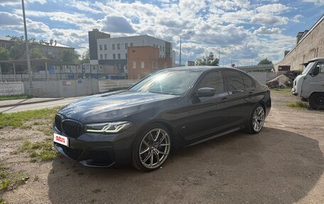 BMW 5 серия, 2022 год, 4 900 000 рублей, 8 фотография