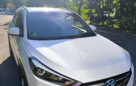 Hyundai Tucson III, 2018 год, 1 750 000 рублей, 2 фотография