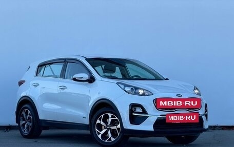 KIA Sportage IV рестайлинг, 2019 год, 1 990 000 рублей, 6 фотография