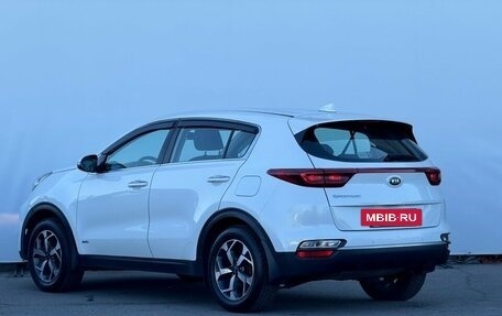 KIA Sportage IV рестайлинг, 2019 год, 1 990 000 рублей, 10 фотография