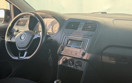 Volkswagen Polo VI (EU Market), 2016 год, 950 000 рублей, 12 фотография