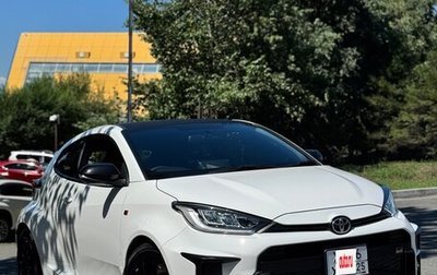 Toyota Yaris, 2020 год, 2 475 000 рублей, 1 фотография