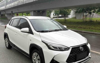 Toyota Yaris XP150 рестайлинг, 2022 год, 1 375 000 рублей, 1 фотография
