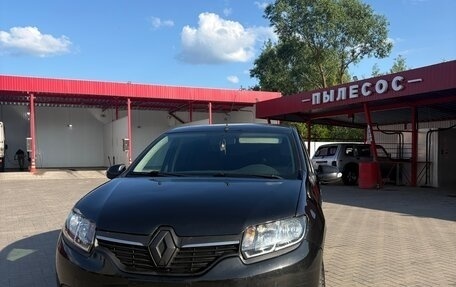 Renault Logan II, 2014 год, 670 000 рублей, 1 фотография