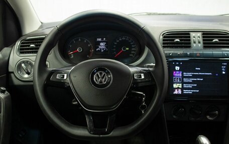 Volkswagen Polo VI (EU Market), 2015 год, 995 000 рублей, 20 фотография