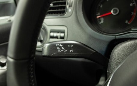 Volkswagen Polo VI (EU Market), 2015 год, 995 000 рублей, 24 фотография