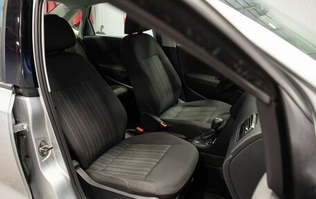 Volkswagen Polo VI (EU Market), 2015 год, 995 000 рублей, 29 фотография