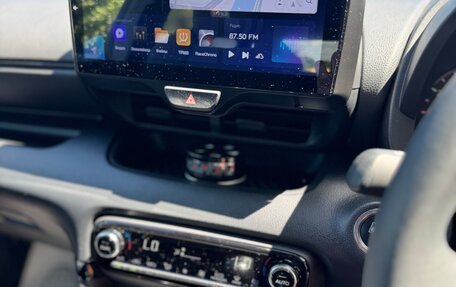 Toyota Yaris, 2020 год, 2 475 000 рублей, 3 фотография