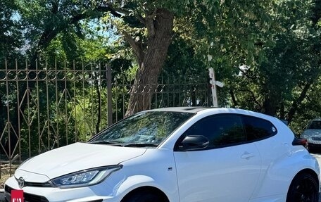 Toyota Yaris, 2020 год, 2 475 000 рублей, 15 фотография