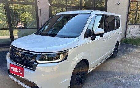 Honda Stepwgn, 2023 год, 2 370 000 рублей, 2 фотография