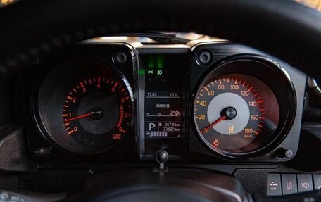 Suzuki Jimny, 2023 год, 1 760 000 рублей, 12 фотография