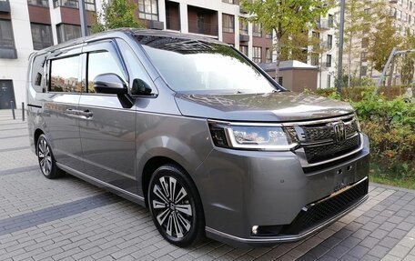 Honda Stepwgn IV, 2022 год, 2 495 000 рублей, 5 фотография