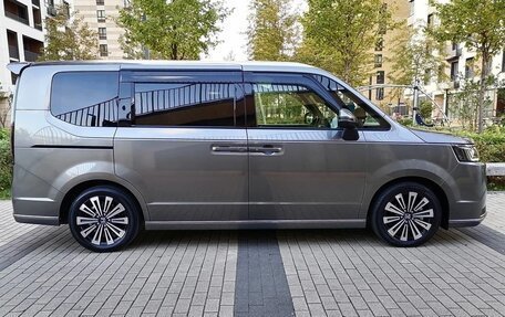 Honda Stepwgn IV, 2022 год, 2 495 000 рублей, 7 фотография