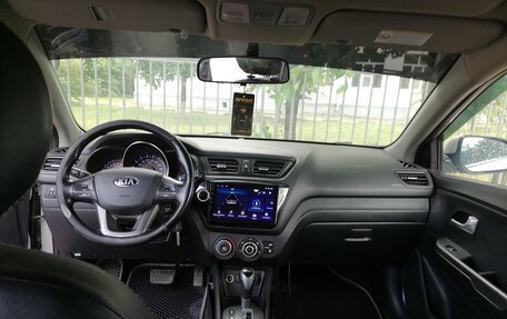KIA Rio III рестайлинг, 2014 год, 730 000 рублей, 2 фотография