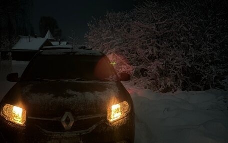 Renault Logan II, 2014 год, 670 000 рублей, 10 фотография