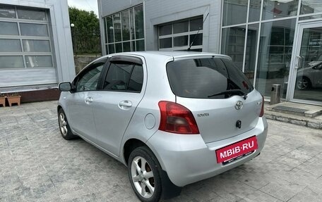 Toyota Yaris III рестайлинг, 2008 год, 499 000 рублей, 2 фотография