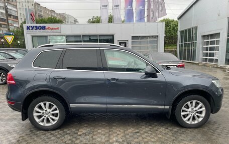 Volkswagen Touareg III, 2011 год, 1 699 000 рублей, 4 фотография
