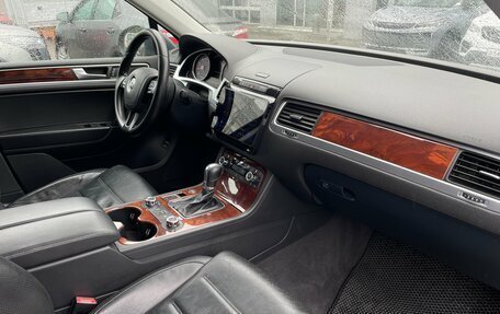 Volkswagen Touareg III, 2011 год, 1 699 000 рублей, 14 фотография