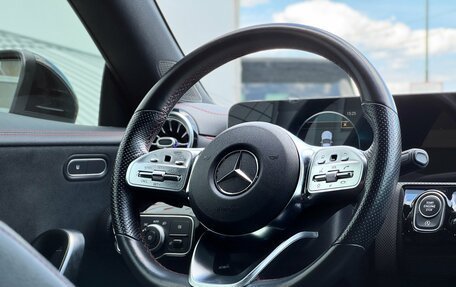 Mercedes-Benz CLA, 2019 год, 3 100 000 рублей, 11 фотография