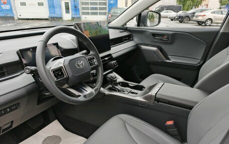 Toyota RAV4, 2026 год, 4 300 000 рублей, 11 фотография
