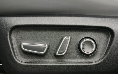 Toyota RAV4, 2026 год, 4 300 000 рублей, 24 фотография