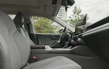 Toyota RAV4, 2026 год, 4 300 000 рублей, 27 фотография