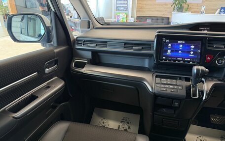 Honda Stepwgn IV, 2021 год, 2 599 900 рублей, 13 фотография