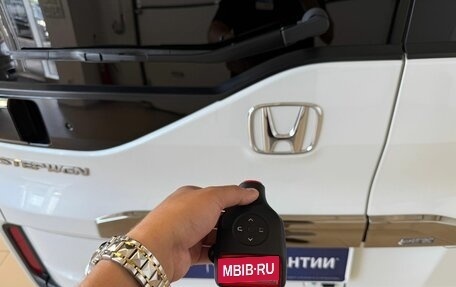 Honda Stepwgn IV, 2021 год, 2 599 900 рублей, 26 фотография