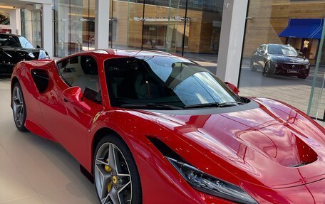 Ferrari F8, 2021 год, 27 000 000 рублей, 1 фотография