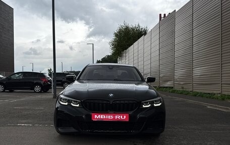 BMW 3 серия, 2019 год, 3 700 000 рублей, 1 фотография