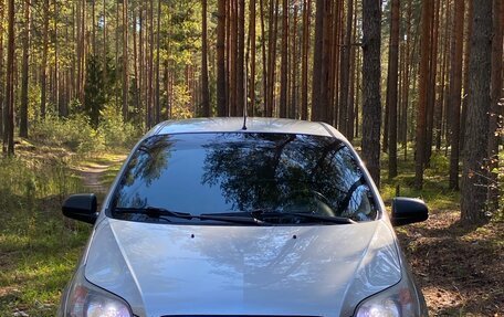 Chevrolet Aveo III, 2011 год, 300 000 рублей, 1 фотография