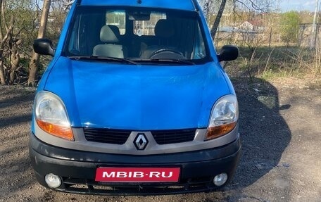 Renault Kangoo II рестайлинг, 2003 год, 270 000 рублей, 1 фотография