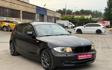 BMW 1 серия, 2007 год, 950 000 рублей, 1 фотография