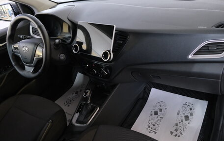 Hyundai Solaris II рестайлинг, 2019 год, 1 299 000 рублей, 18 фотография
