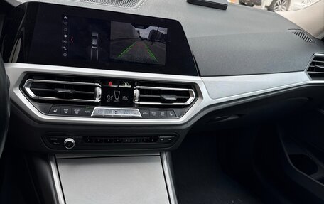 BMW 3 серия, 2019 год, 3 700 000 рублей, 12 фотография