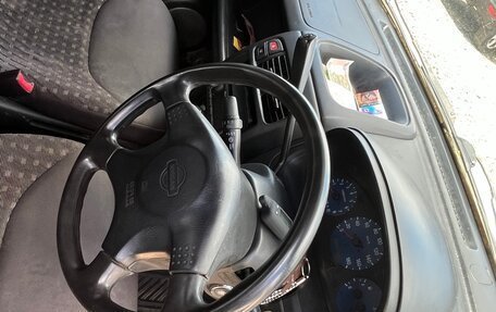 Nissan Cube II, 1999 год, 110 000 рублей, 5 фотография