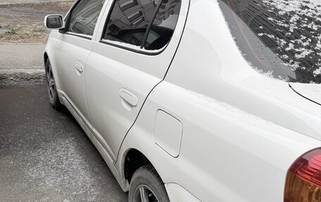 Toyota Platz, 2003 год, 425 000 рублей, 2 фотография
