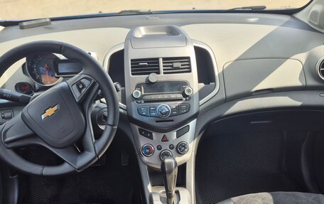 Chevrolet Aveo III, 2013 год, 600 000 рублей, 17 фотография