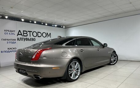 Jaguar XJ IV (X351), 2017 год, 2 390 000 рублей, 5 фотография